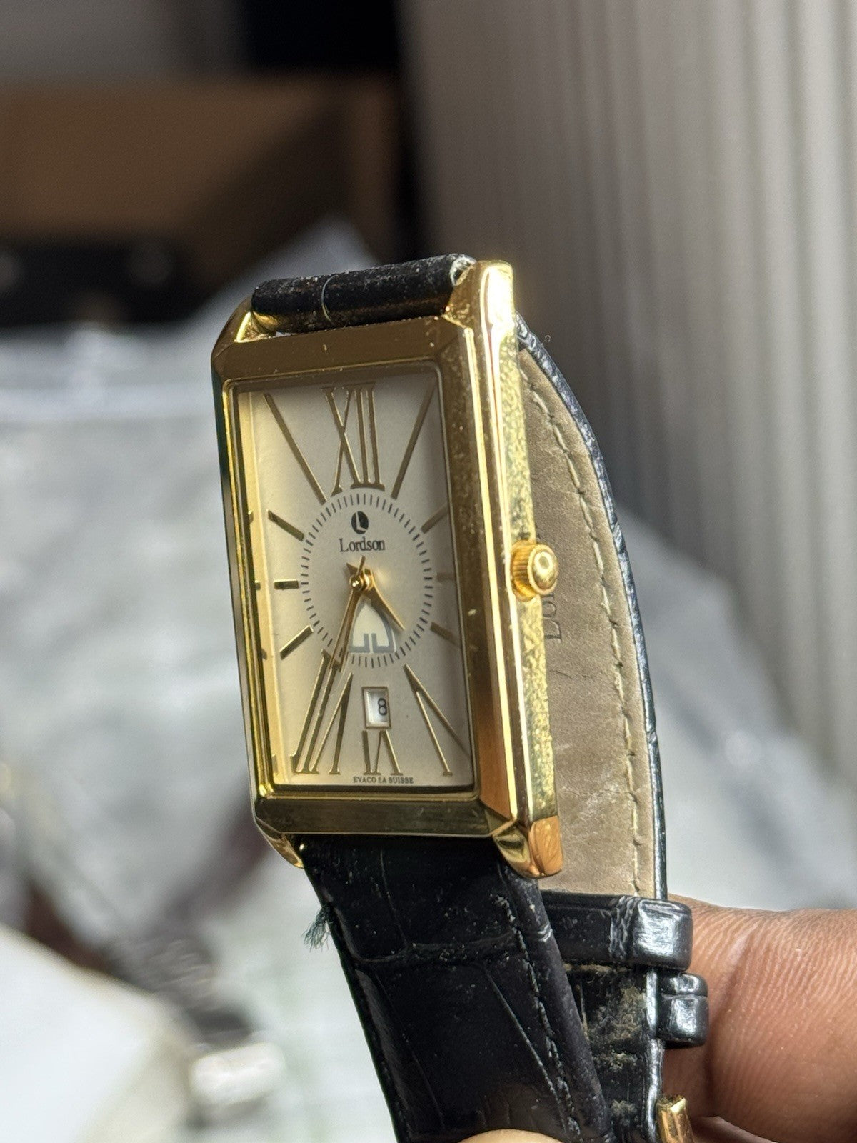 18K Gold Plated Lordson Mens Quartz Watch, new battery, no scratch, water resist