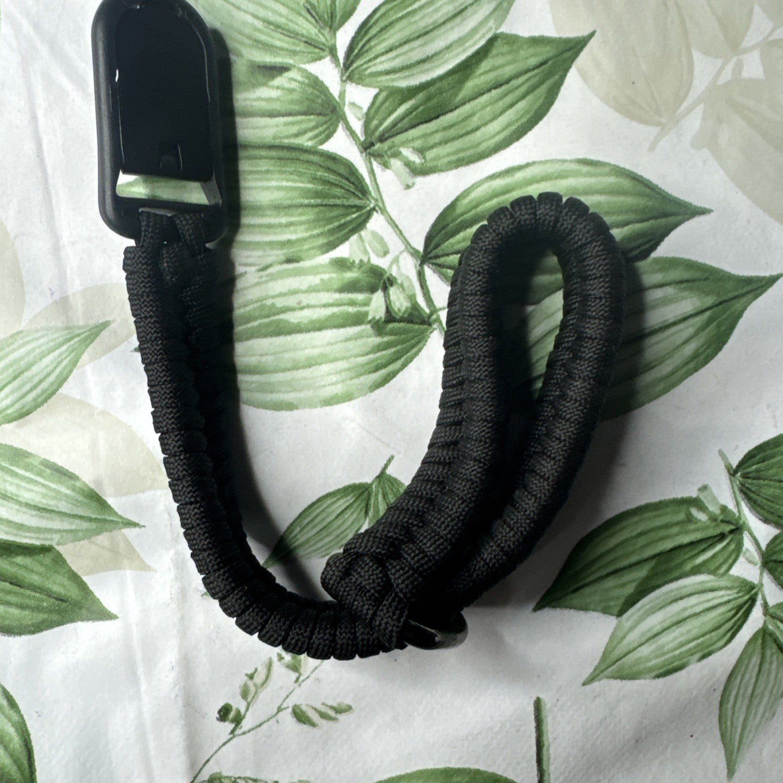 Beautiful Braided Camera Wrist Strap**Mint Condition**