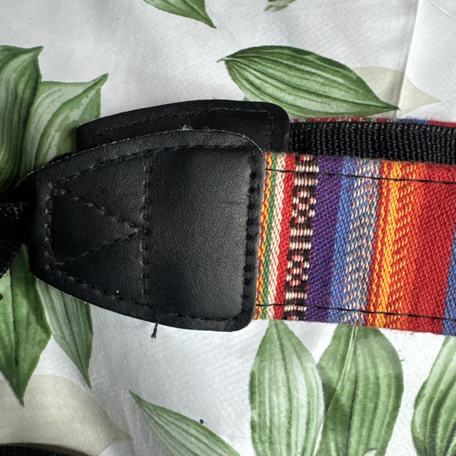 Beautiful pattern Camera Neck Shoulder Strap **Excellent Condition**