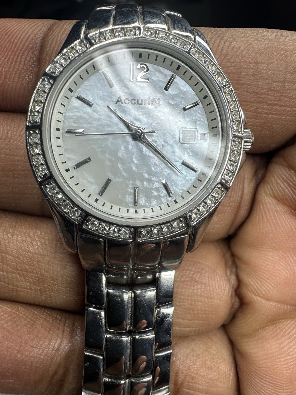 Accurist Ladies Mother of Pearl Date Diamante Bezel S.Steel Bracelet WatchLB1418