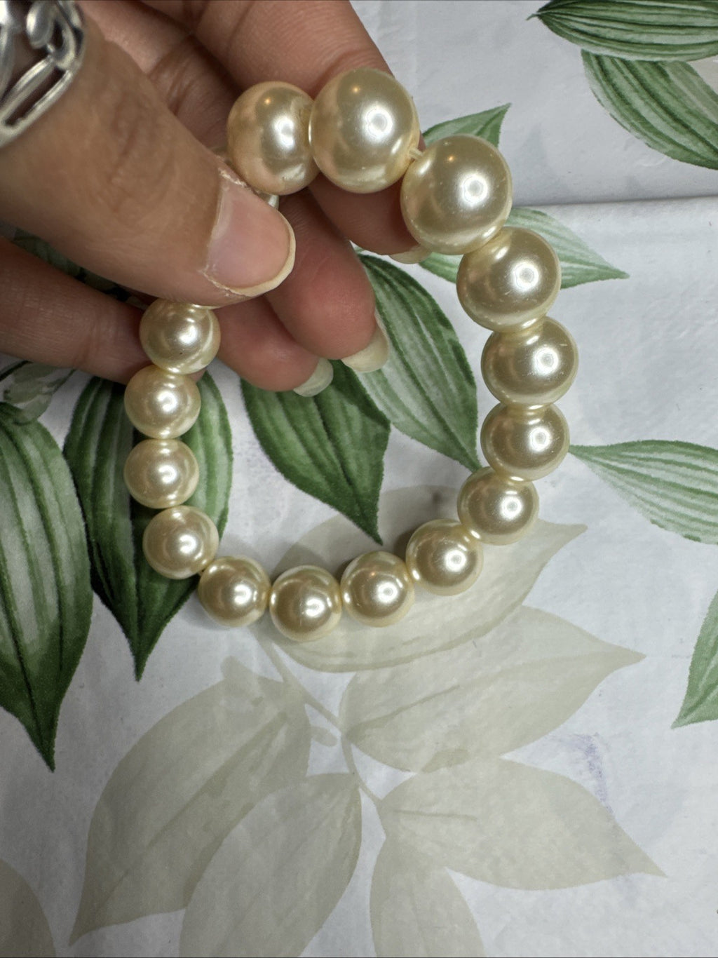 Beautiful Pearl Bracelet for women