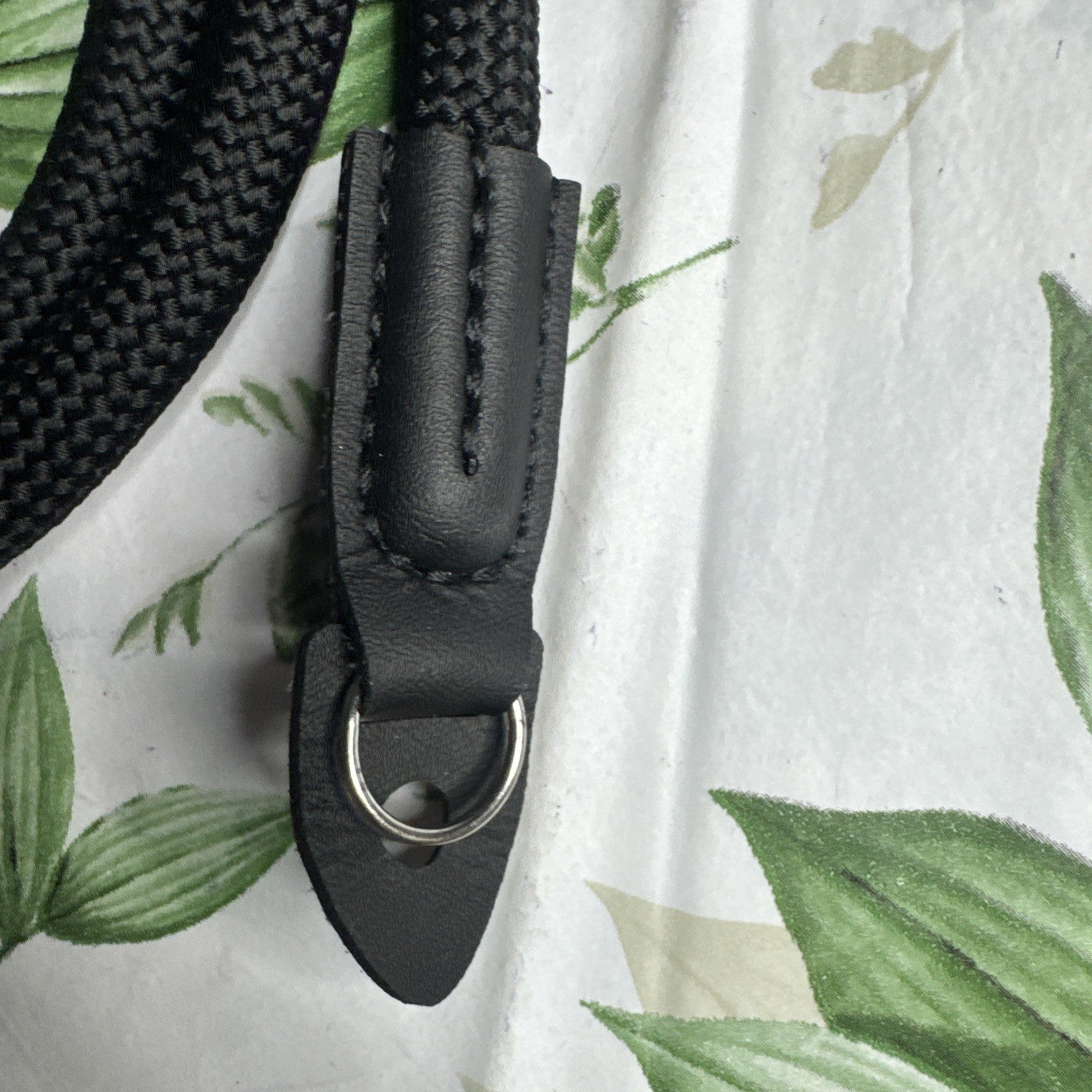 Beautiful Climbing Rope Camera Neck Shoulder Strap in Black Colour**Mint**