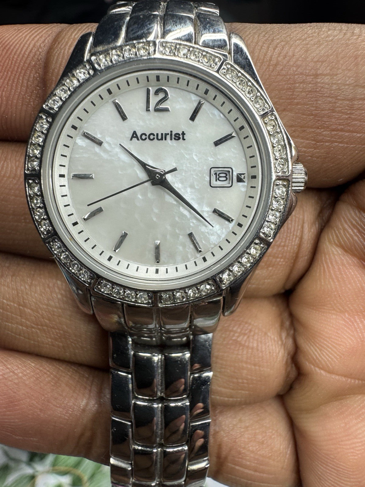 Accurist Ladies Mother of Pearl Date Diamante Bezel S.Steel Bracelet WatchLB1418