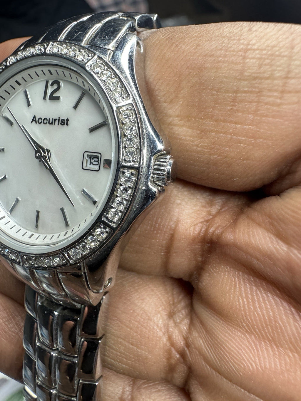 Accurist Ladies Mother of Pearl Date Diamante Bezel S.Steel Bracelet WatchLB1418