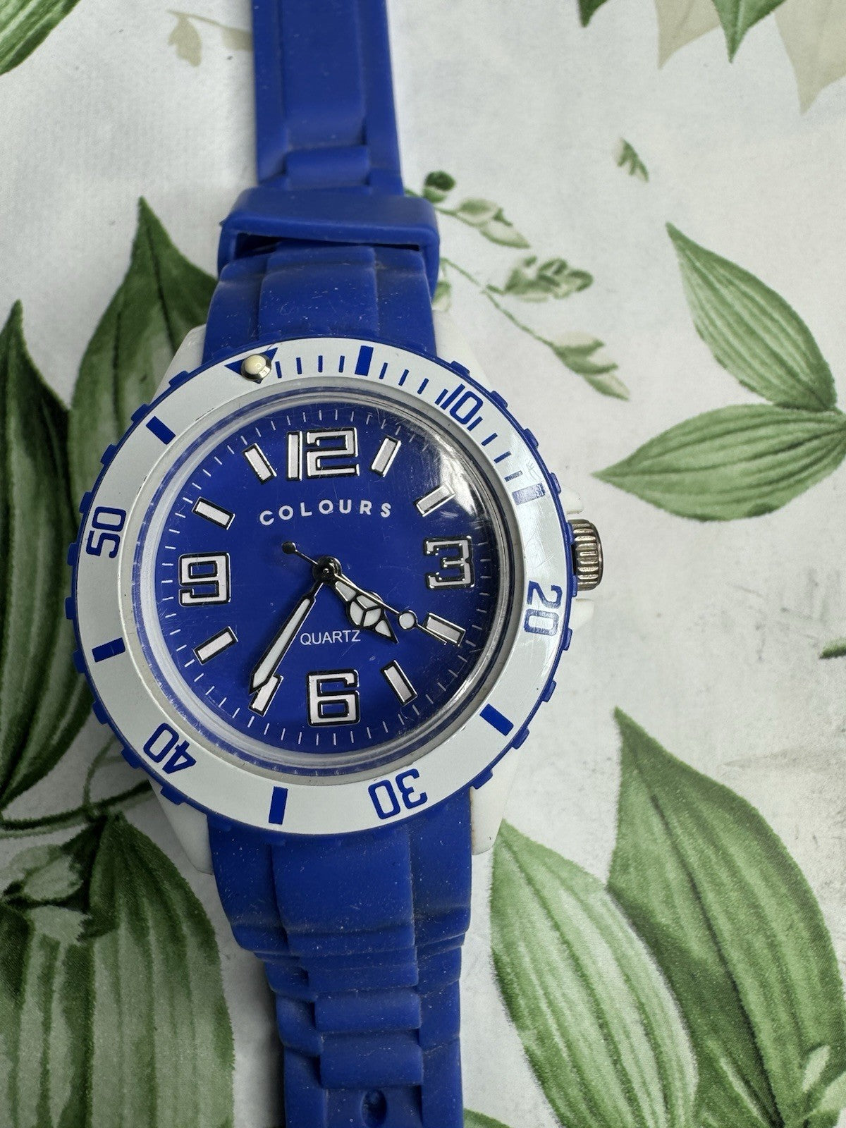 Boys & Girls Colors Blue color Quartz Watch, new battery fitted, fully working