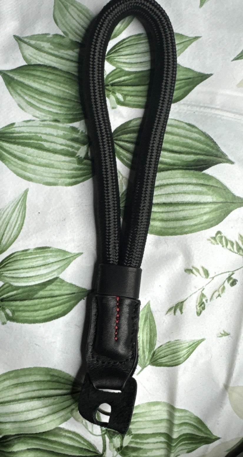 Beautiful Camera Wrist Strap **Mint Condition**