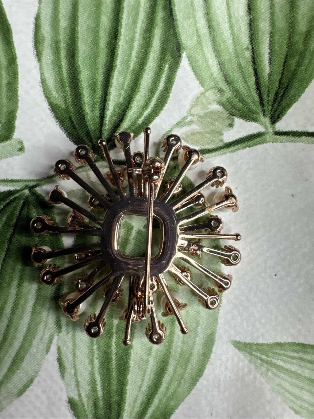 Beautiful Starburst Brooch