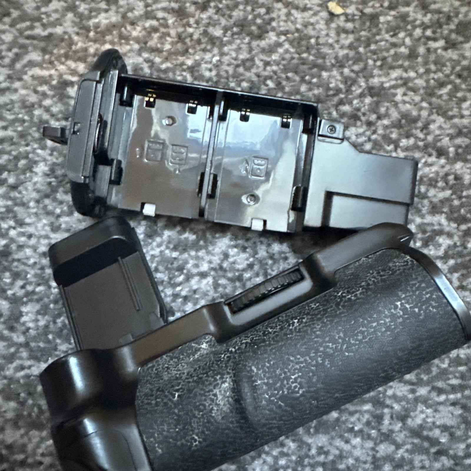 Battery Grip BP-C400 - UNTESTED