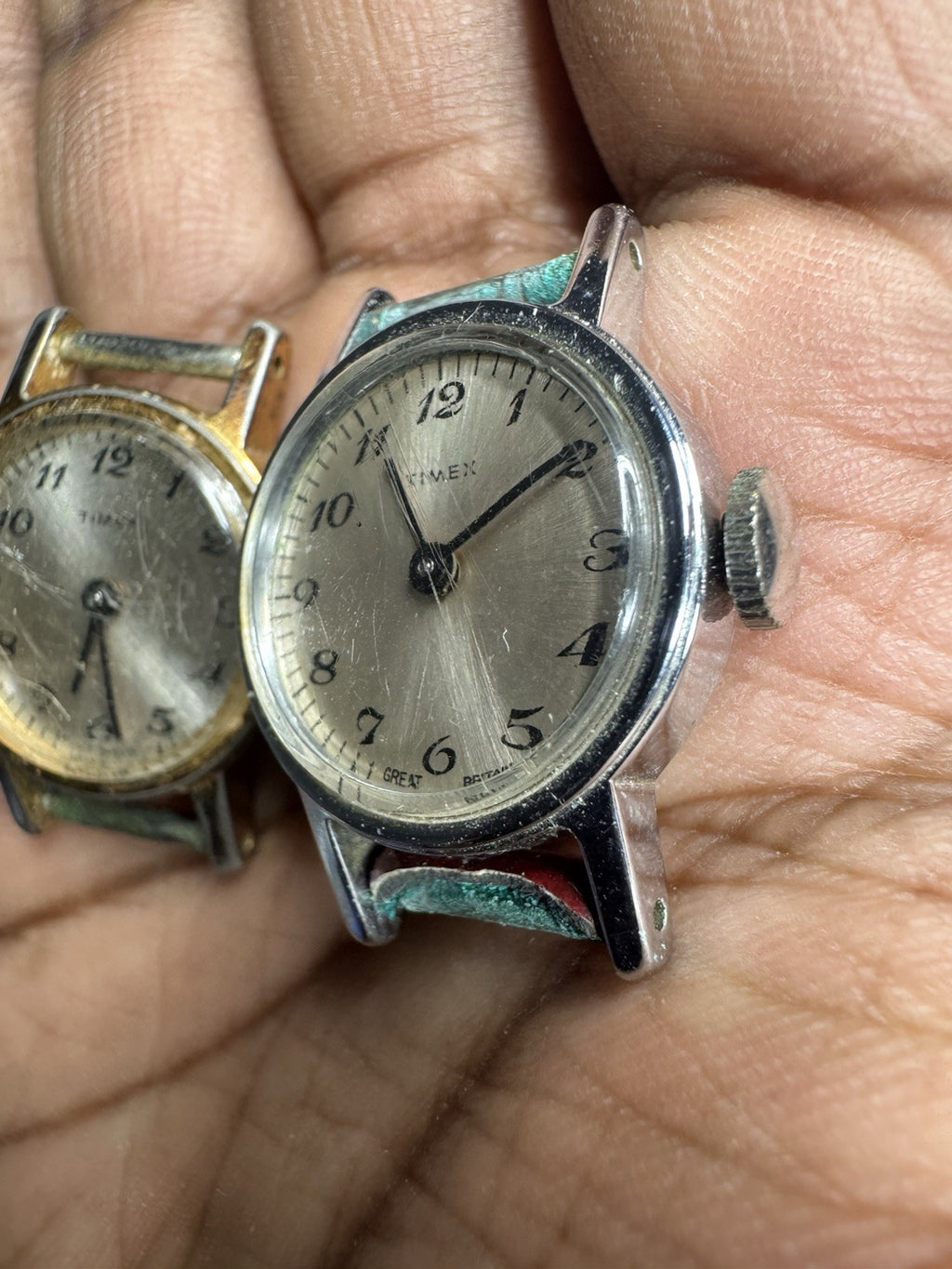 2x Timex Gold & Silver Tone Ladies Mechanical Watch, faulty, only for spare