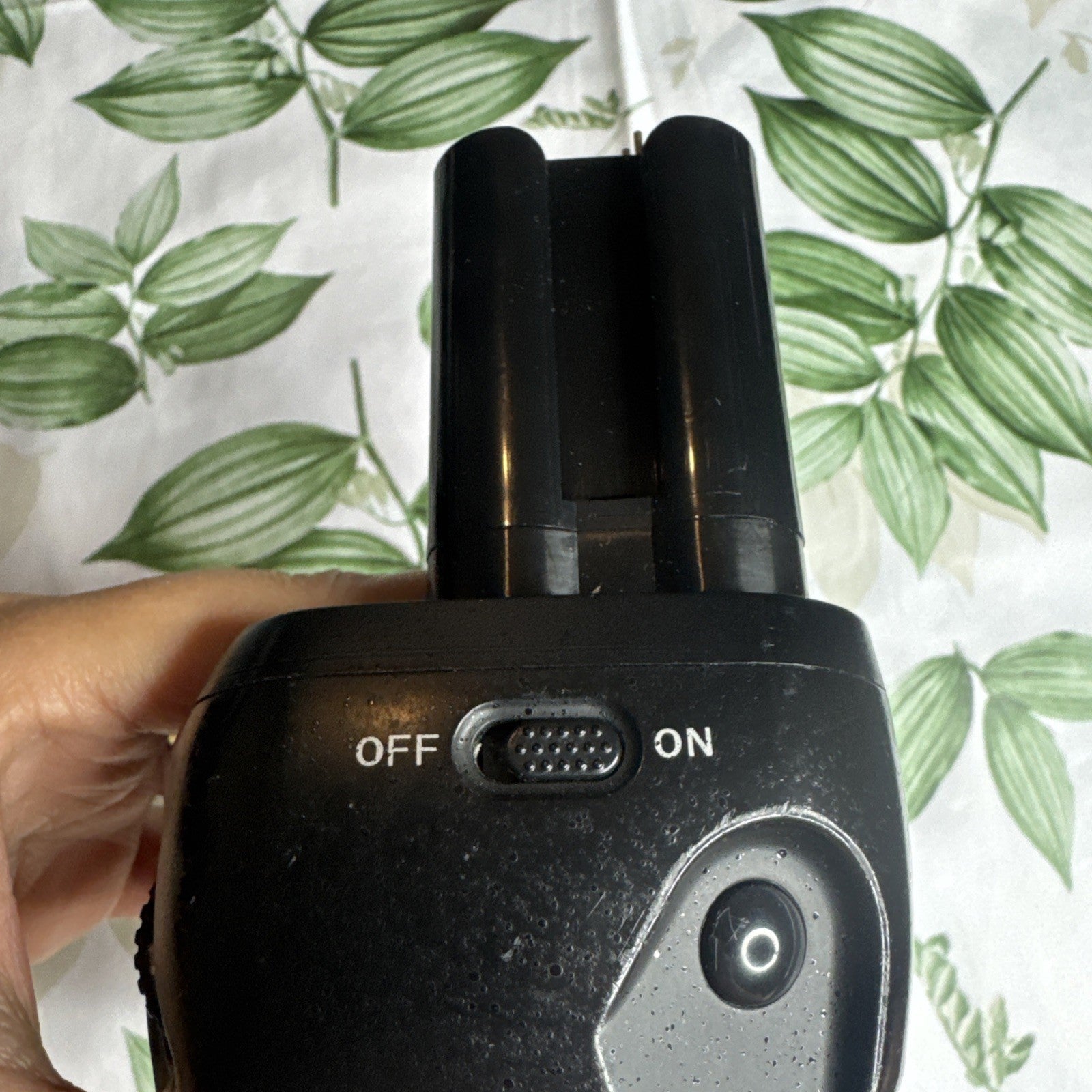 Battery Grip For EN D90- Made in China UNTESTED