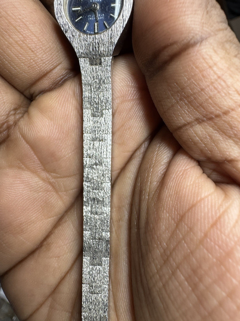 Bentima Star 17 Jewels Incabloc Silver Tone Ladies Mechanical Watch, faulty