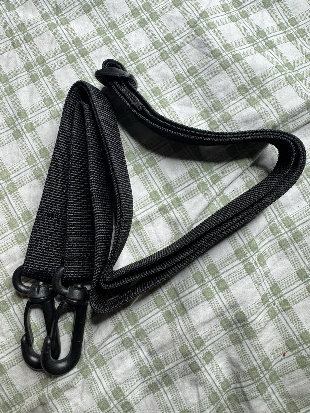 Adjustable New Camcorder strap- Excellent Condition