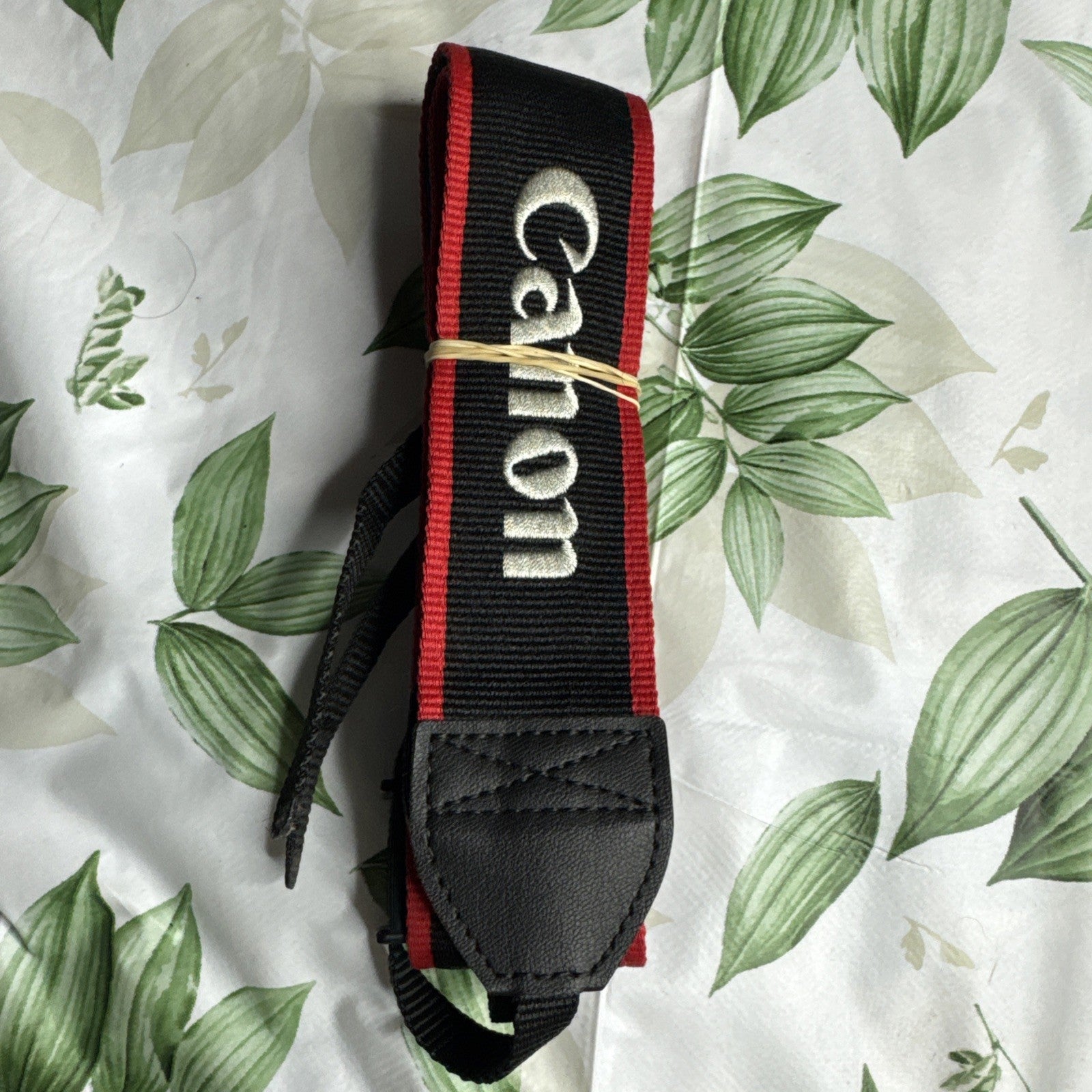 Canon EOS 70D Camera Neck Shoulder Strap - See Description Carefully