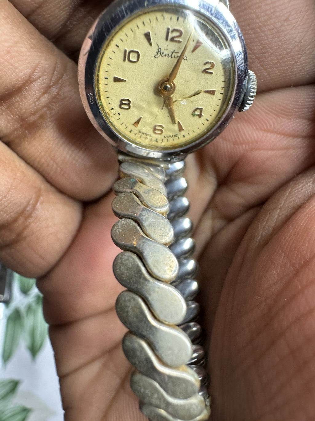 Bentima Swiss Made Ladies Mechanical Watch, faulty not working
