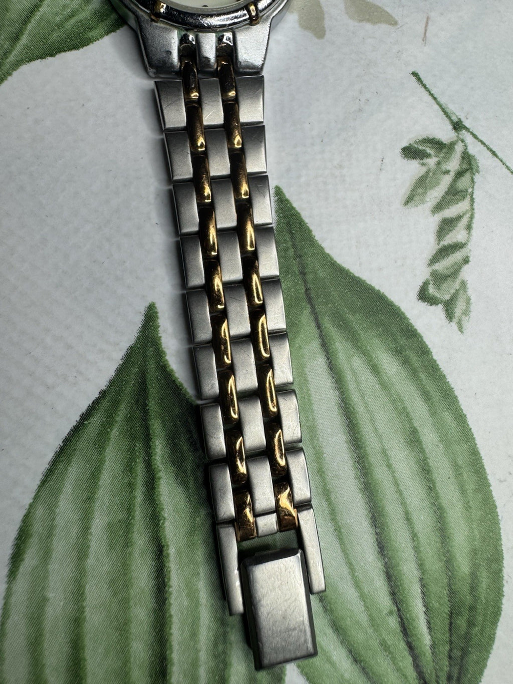 Accurist LB1743P Mother of Pearl Ladies Dual Tone Diamond Watch, fully working